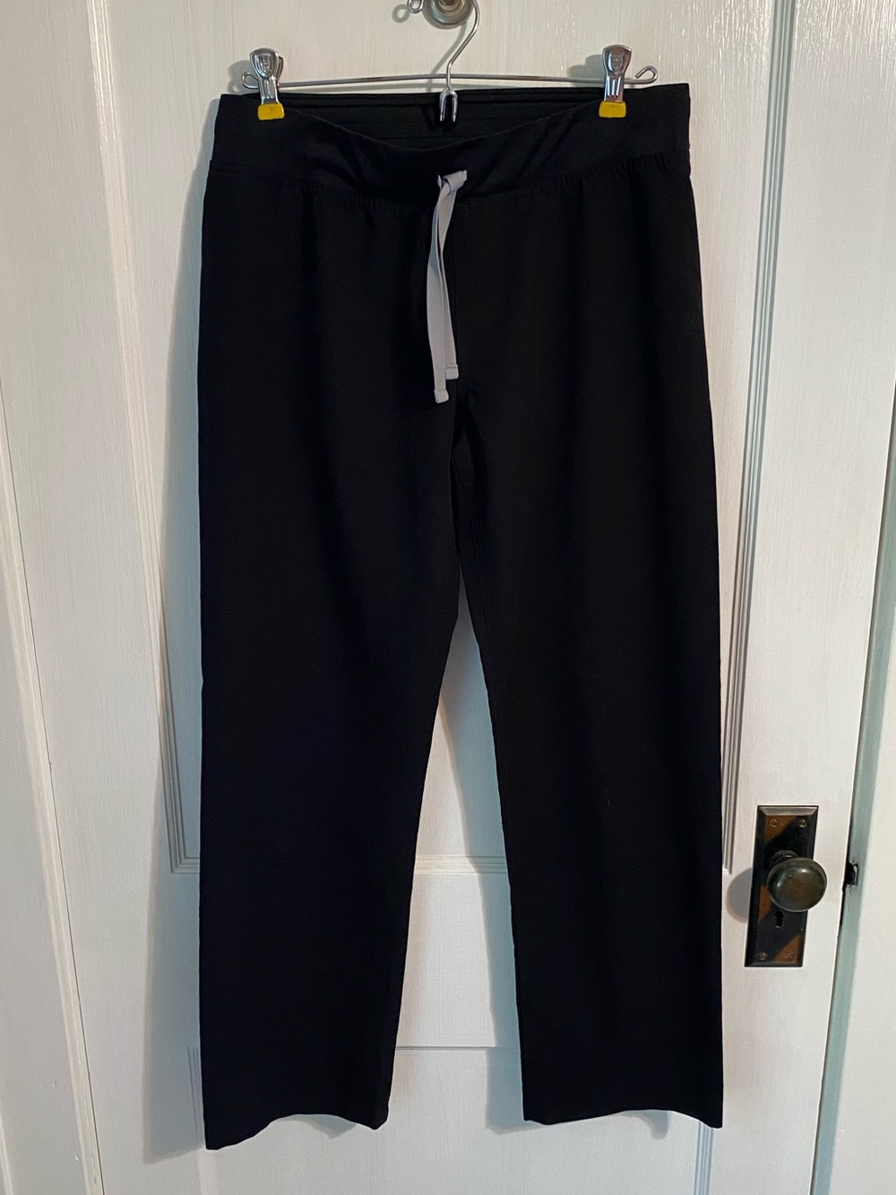 Black Figs straight leg technical training pants